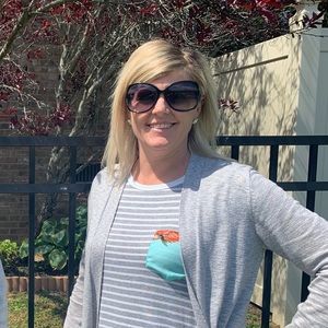 Meet your Posher, Brooke